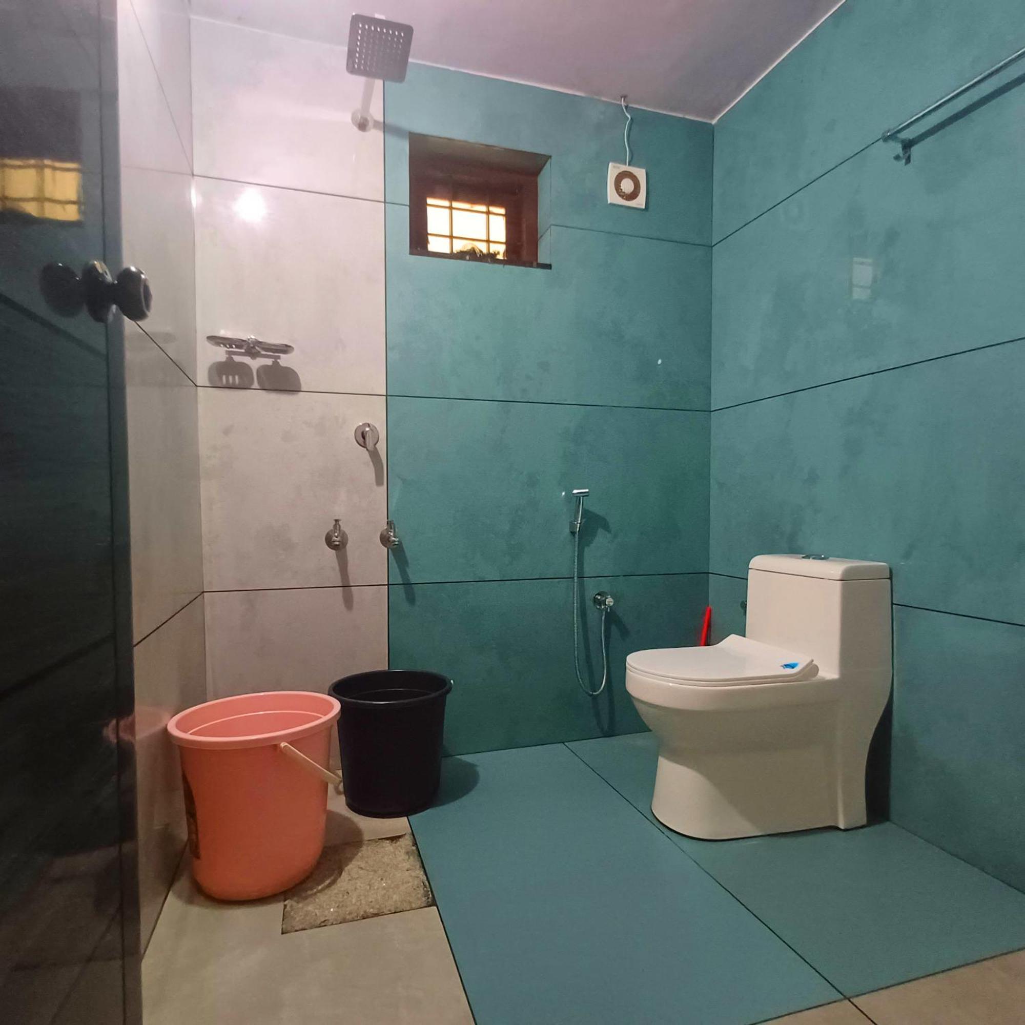 קאלפטה Wayanad Empire Budget Villa מראה חיצוני תמונה